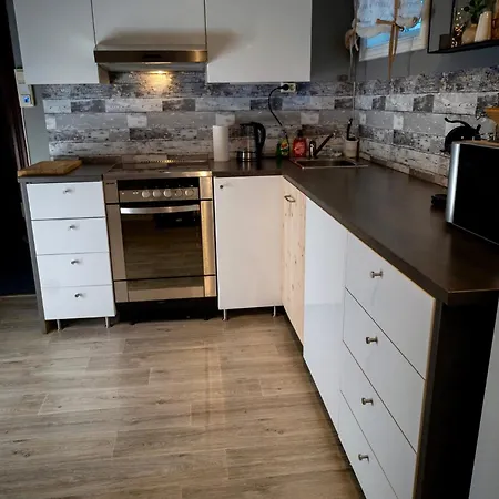 Charming With Two Bedroms And Beautifull Sea View In Apartamento