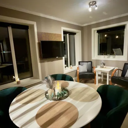 Charming With Two Bedroms And Beautifull Sea View In Apartamento *