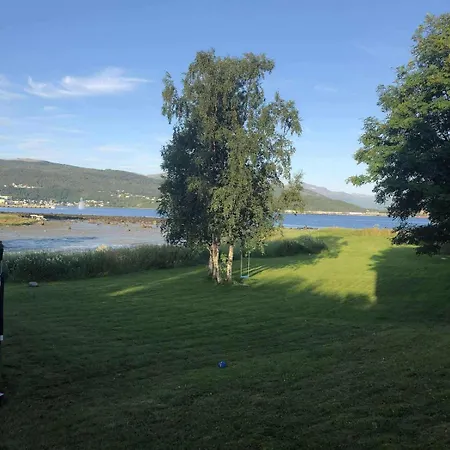 Charming With Two Bedroms And Beautifull Sea View In Fauske