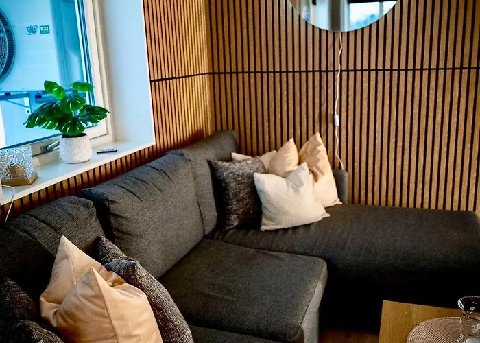 アパート Charming With Two Bedroms And Beautifull Sea View In ファウスケ