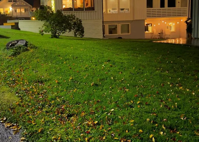 דירה Charming With Two Bedroms And Beautifull Sea View In