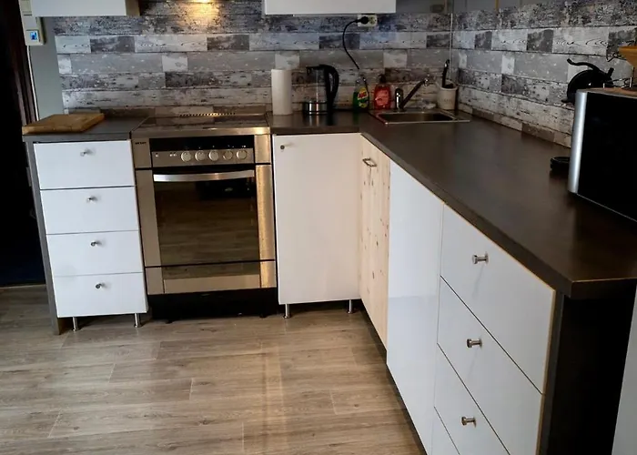 Charming With Two Bedroms And Beautifull Sea View In شقة